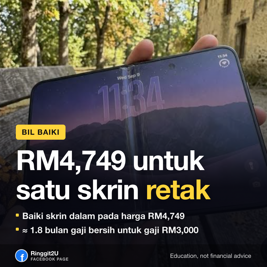 Sebuah telefon pintar dengan paparan retak sedang dinilai di kaunter servis